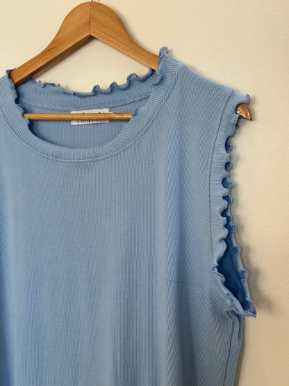 Frilled Sleeveless Ribknit Top