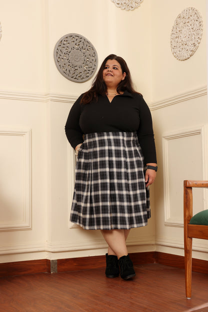 The Black Plaid Pleated Skirt